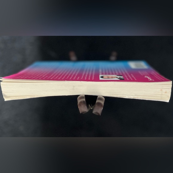 🤩 NEW LISTING When Harry Became Sally: Responding to the Transgender Moment book - Picture 4 of 4